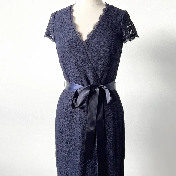 Adrianna Papell | Dresses | Adrianna Papell Womens Lace Vneck Evening  Formal Dress Cap Sleeve | Poshmark